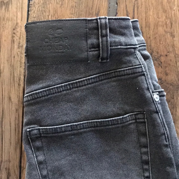 NWOT Cheap Monday Gray High Wasted Jeans - Picture 2 of 3